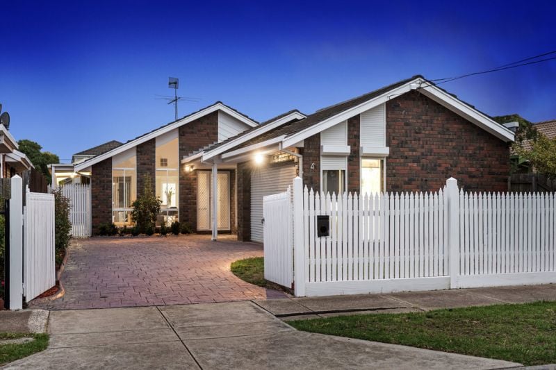 4 Nielsen Court, Altona Meadows - Thumbnail 2