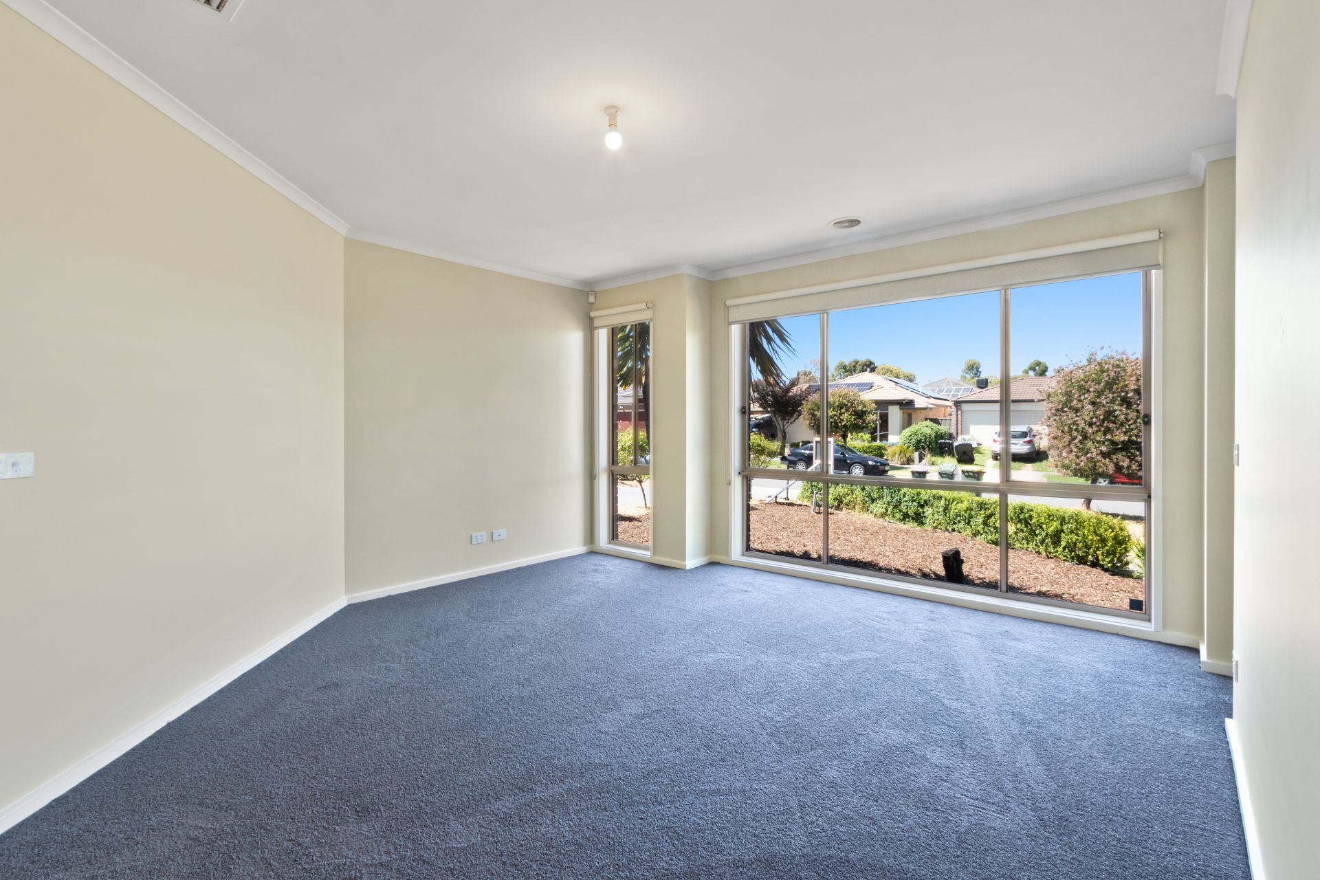 FABULOUS FOUR BEDROOM FAMILY HOME