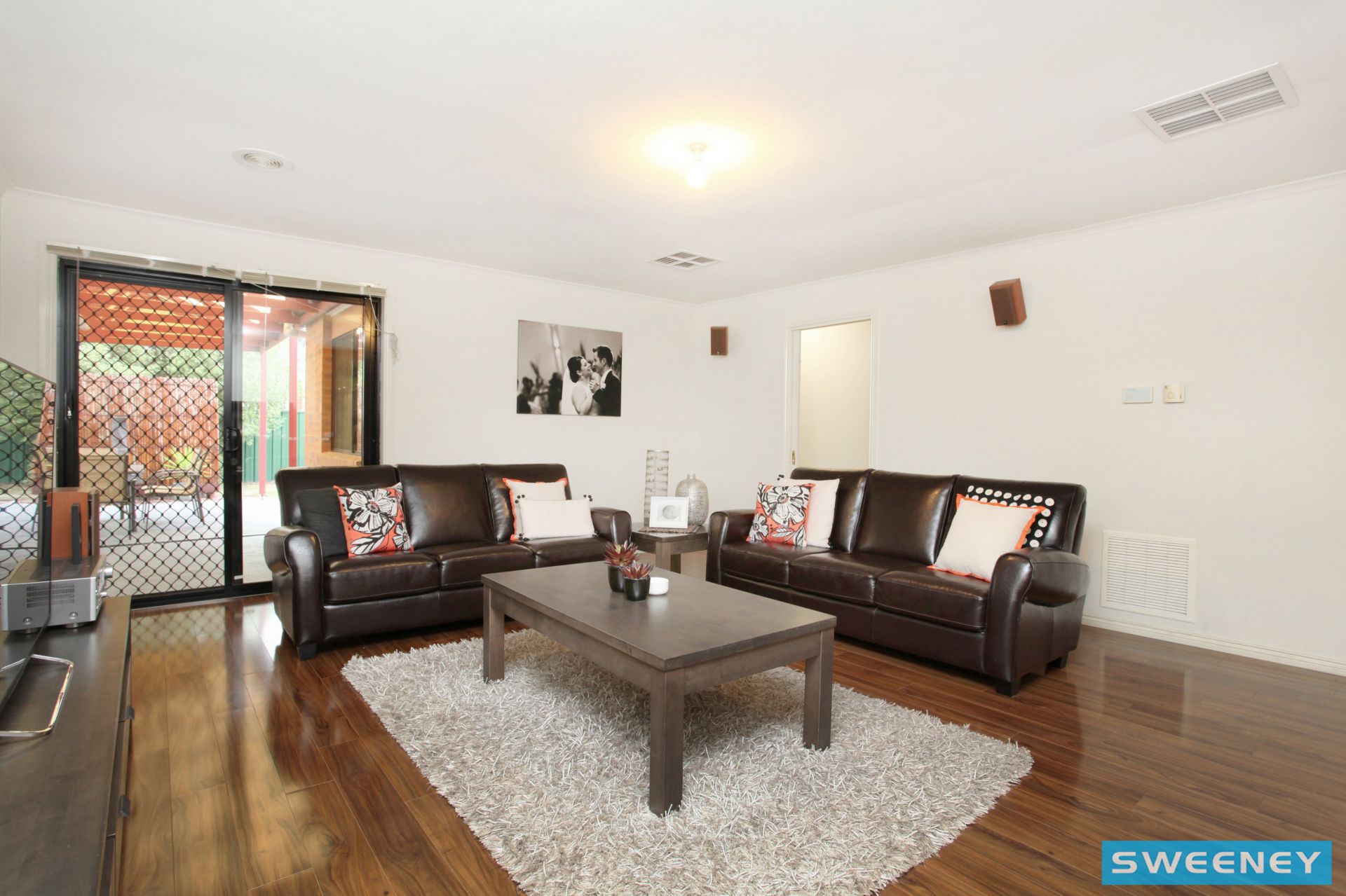 11 Stoneman  Turn, Caroline Springs - Thumbnail 4