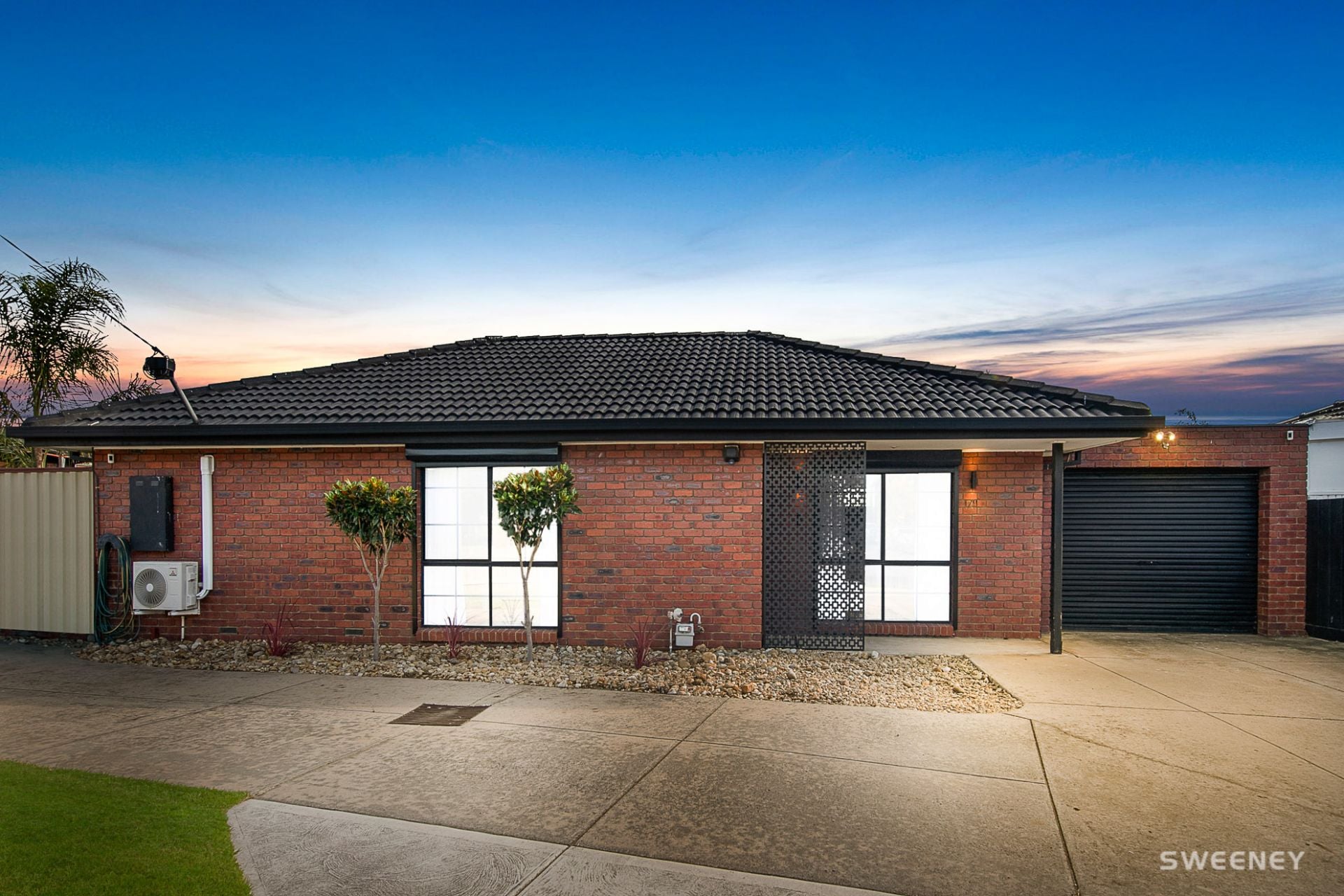 1/11 Thompson Court, Altona Meadows - Thumbnail 2