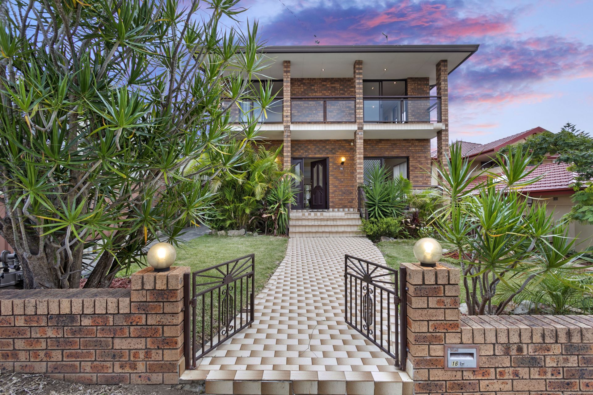 Sold property Sold Price for 16 Mooney Avenue Earlwood NSW 2206