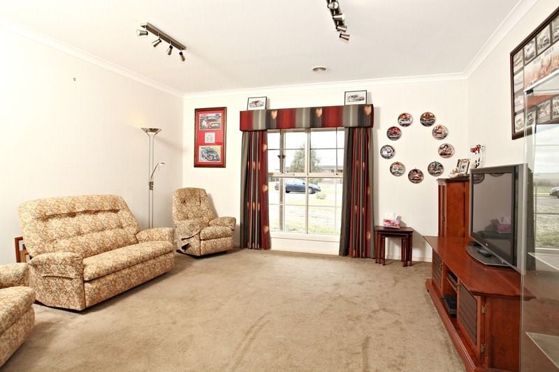 5 Parkleigh Drive, Kurunjang - Thumbnail 6