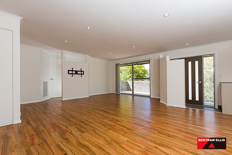 72 Namatjira Drive, Stirling - Thumbnail 5