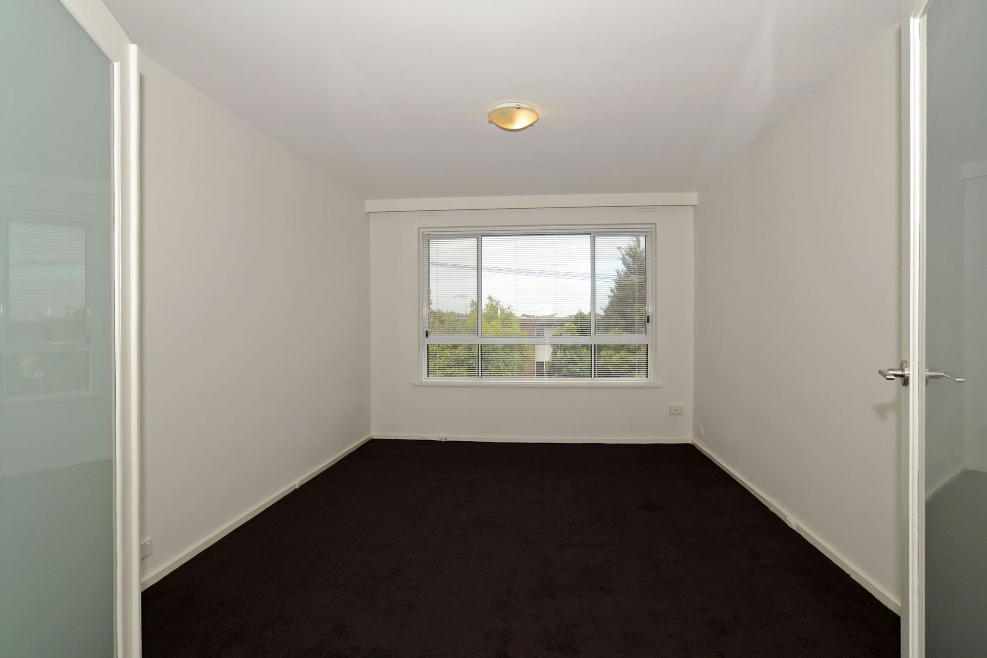 Renovated Bight Apartment