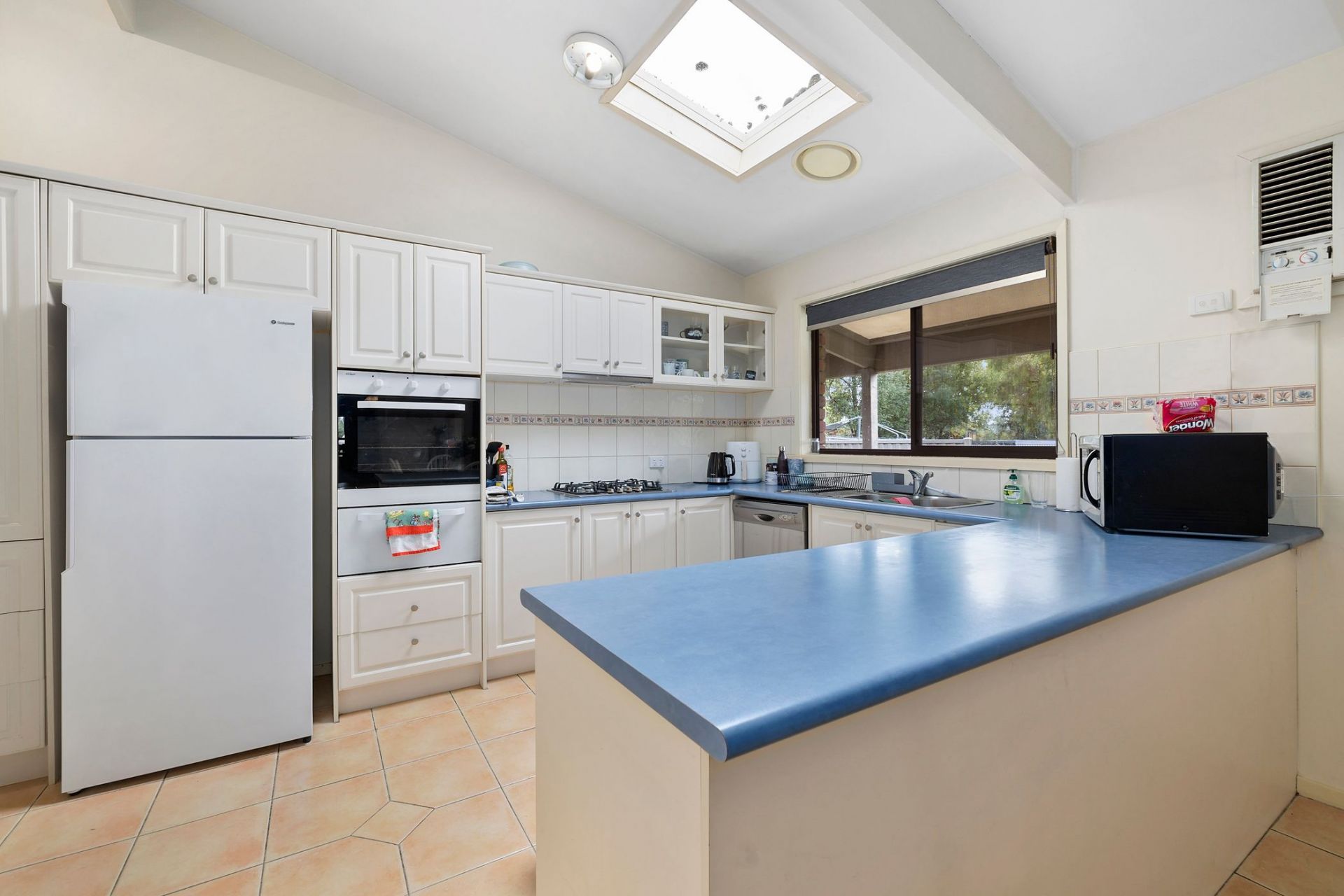 18 Hale Avenue, Mount Clear, Mount Clear - Thumbnail 7