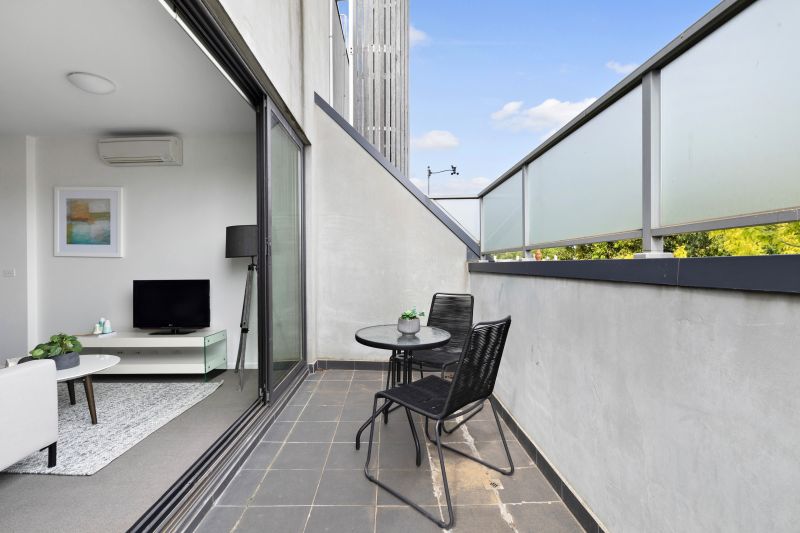 207/60 Wellington Street, St Kilda