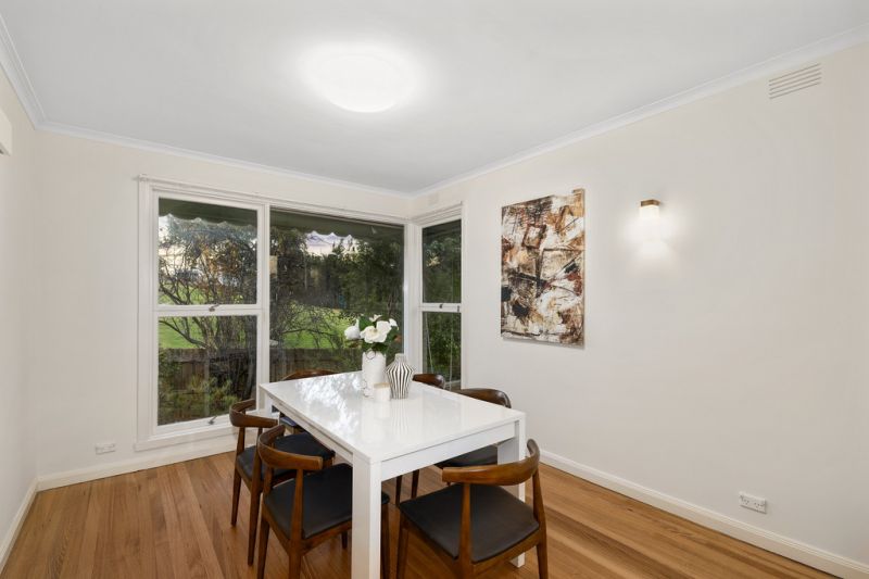 5 McCredden Court, Box Hill South - Thumbnail 3