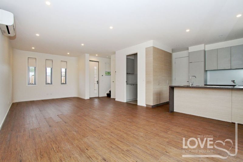 2/9 Mihil Street, Preston