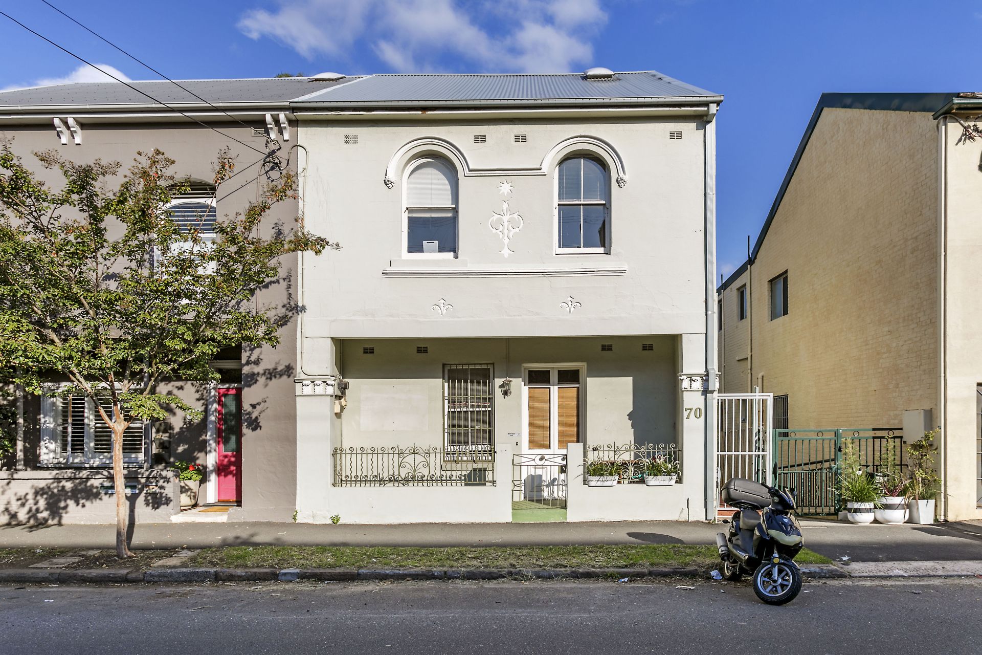 Sold property Sold Price for 70 Beattie Street Balmain NSW 2041