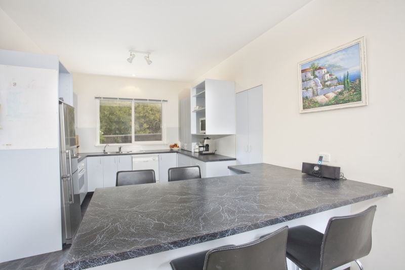 19 Seaview Avenue BARWON HEADS VIC, Barwon Heads - Thumbnail 6
