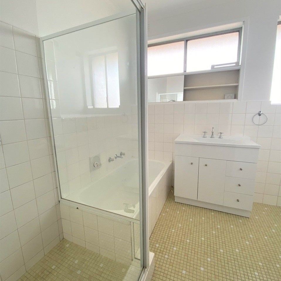 A gem in the heart of Thornbury!