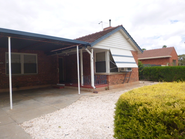 16 Woodfalls Road Elizabeth Vale 5112