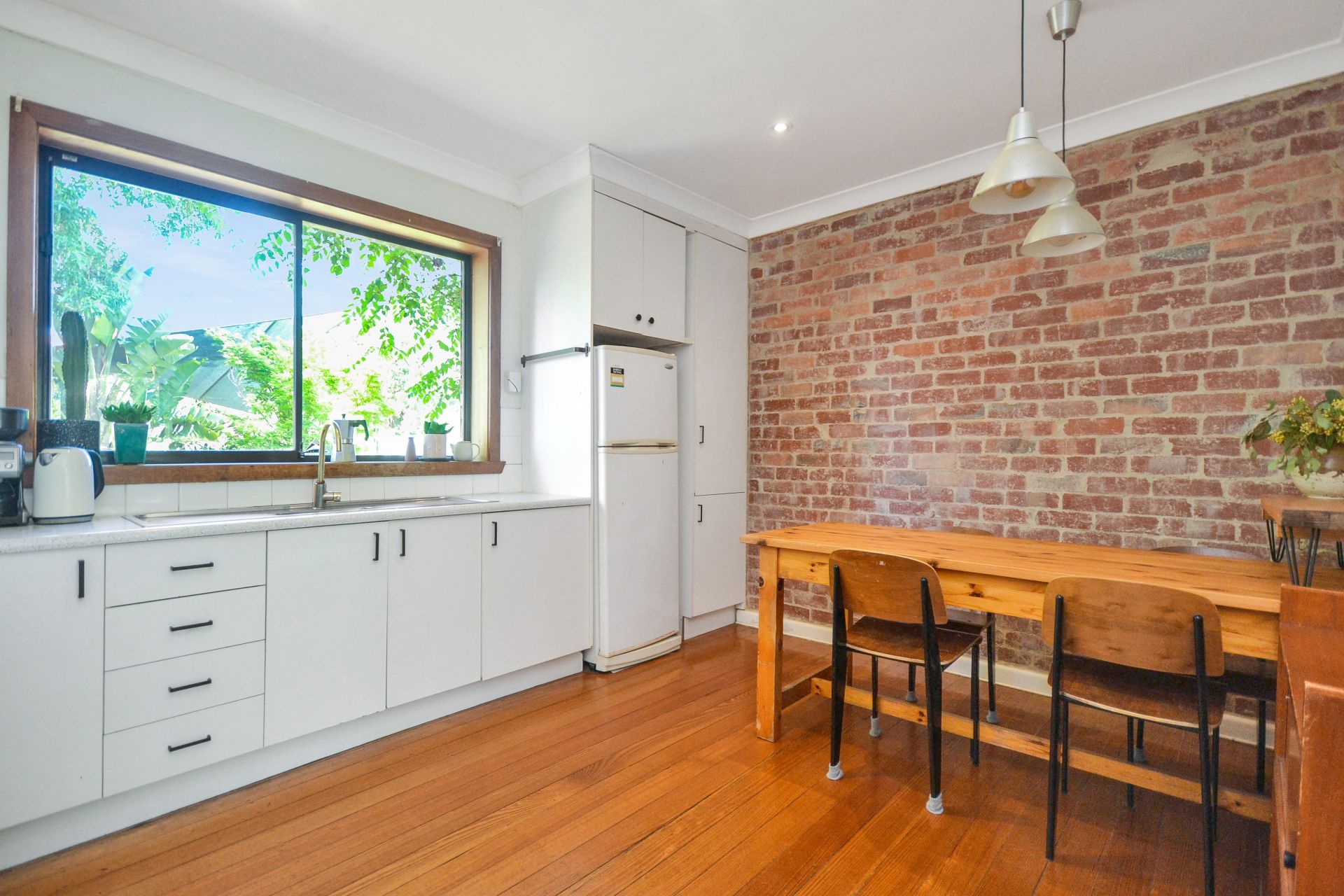 PEACEFUL RETREAT IN HEIDELBERG WEST