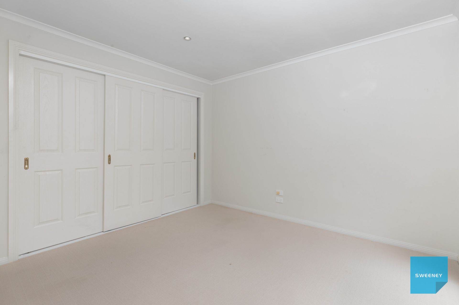 2/4 Lake Boga Avenue, Deer Park - Thumbnail 6