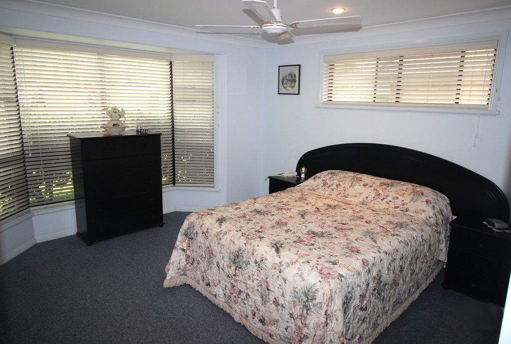 13 Diamentina Way, LAURIETON NSW 2443