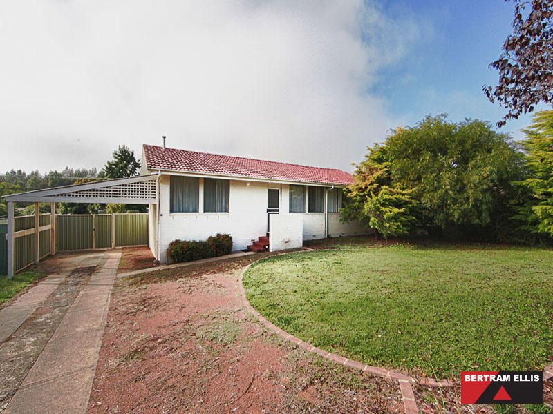 Real Estate For Sale 40 Marlock Street Rivett , ACT