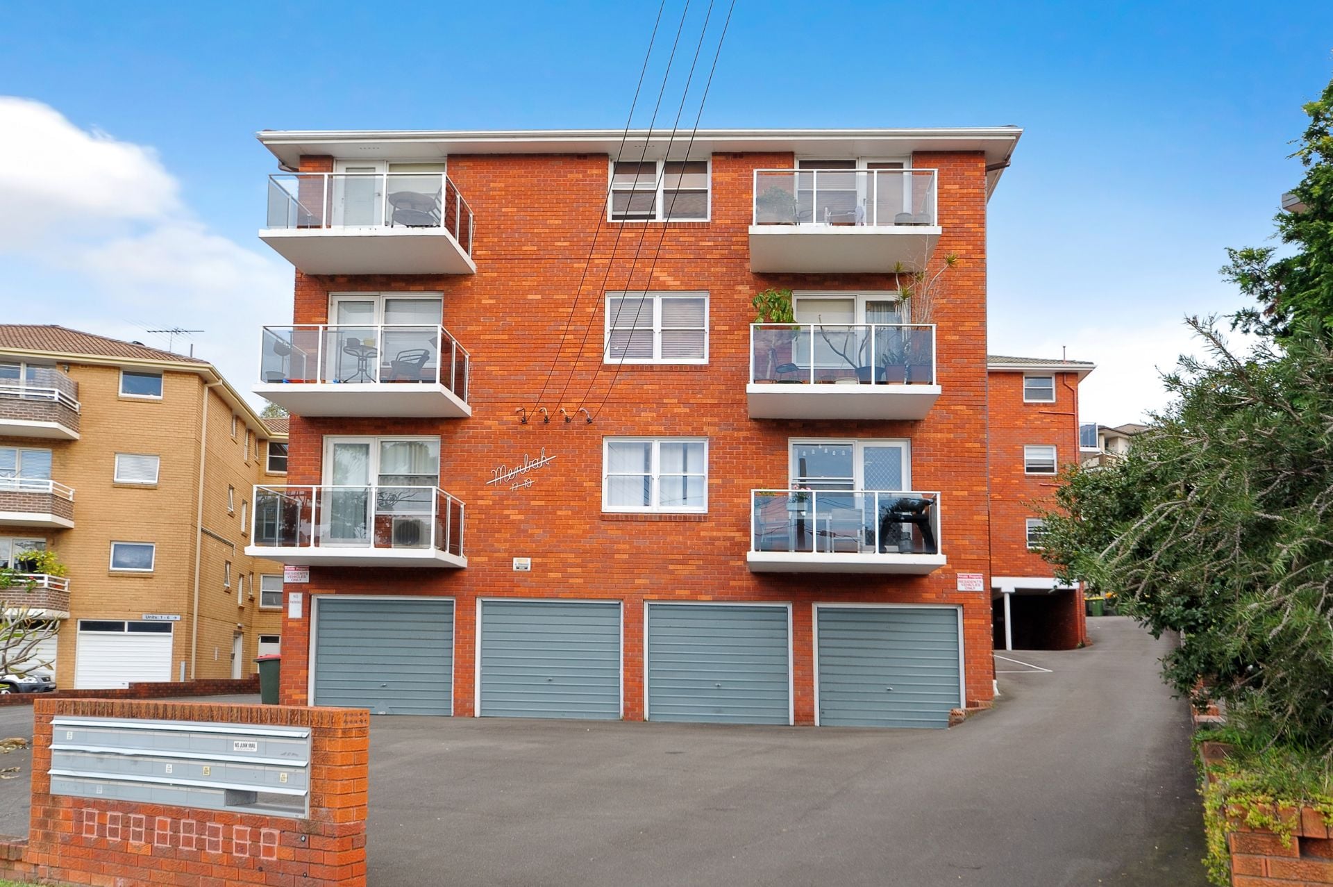 2/17 Wilbar Avenue