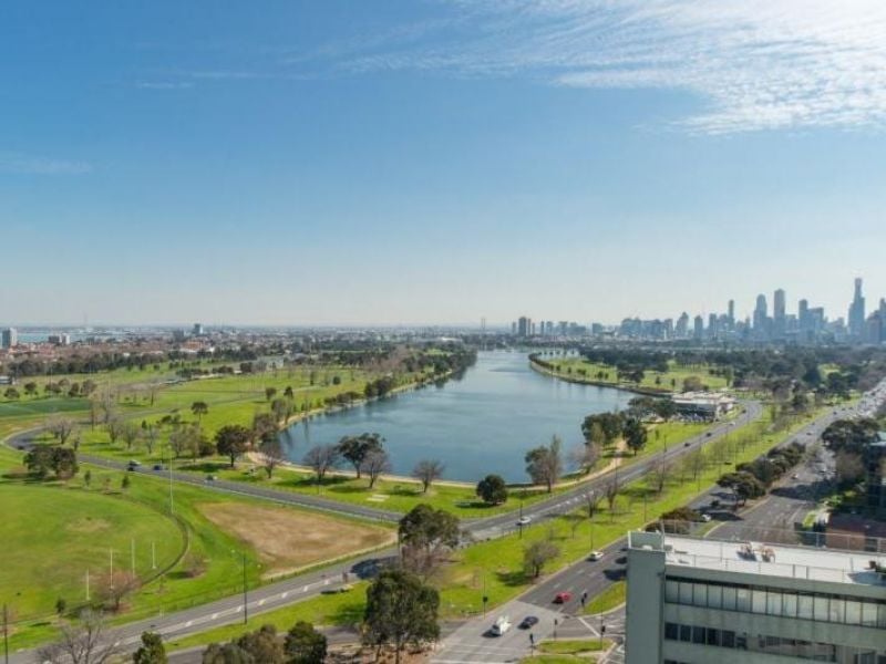 908/83 Queens Road Melbourne, Melbourne - Thumbnail 2
