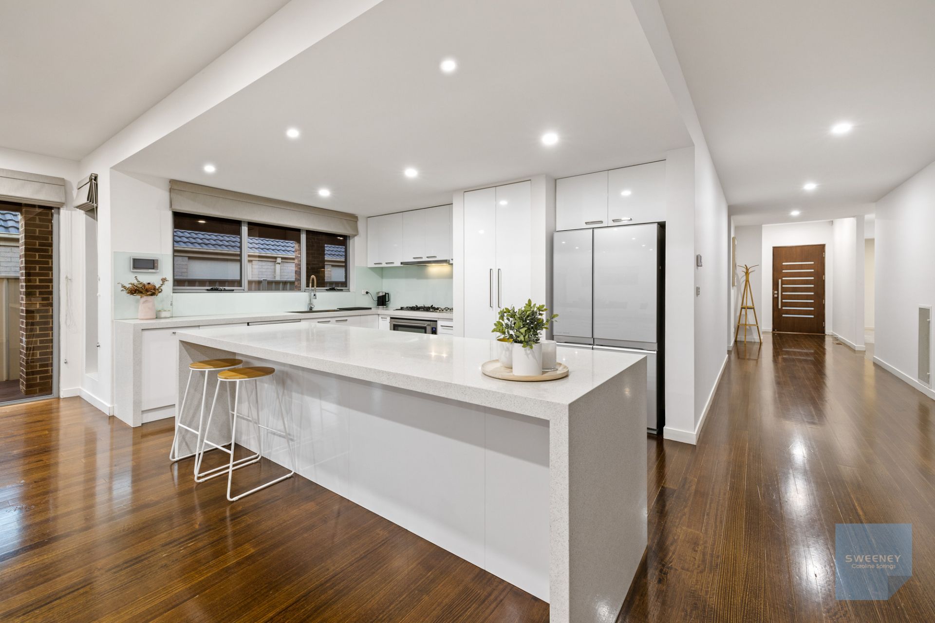 19 Carisbrook Street, Caroline Springs - Thumbnail 3