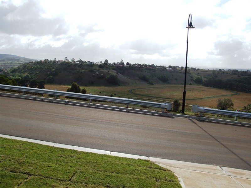 Calderwood Drive, Bacchus Marsh - Thumbnail 2