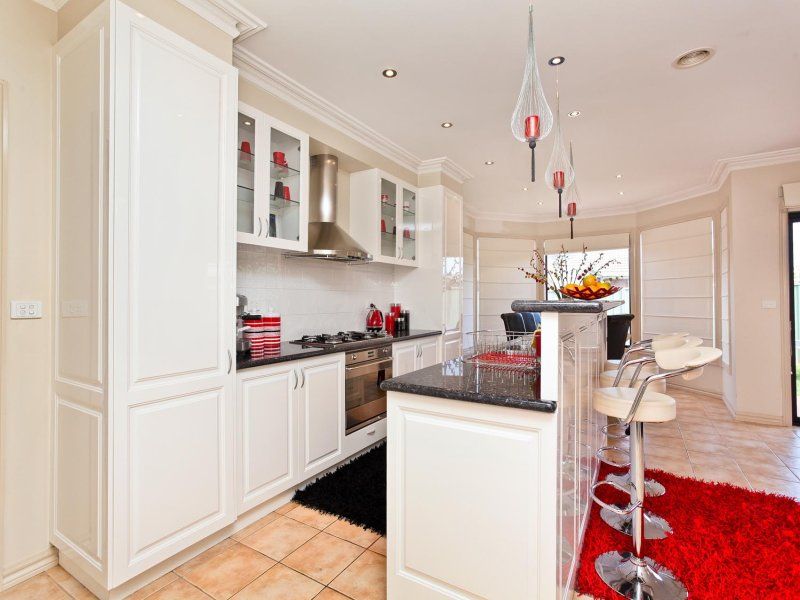 65 Chisholm Drive, Caroline Springs - Thumbnail 3