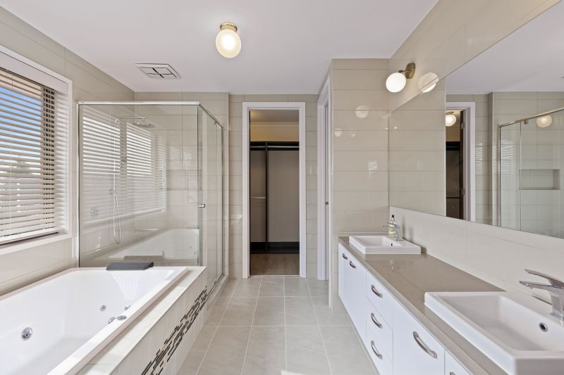 1 Errinundra Way, Wollert
