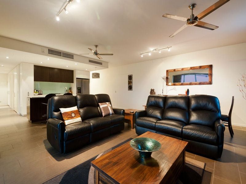 212/19B Kitchener Drive Wharf 1 Darwin 0800