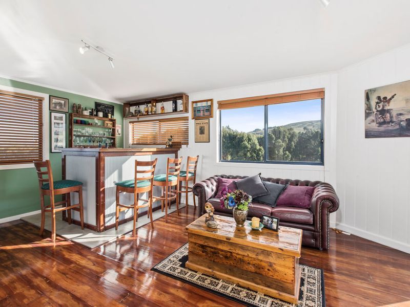 17 PARK AVENUE, Apollo Bay - Thumbnail 6