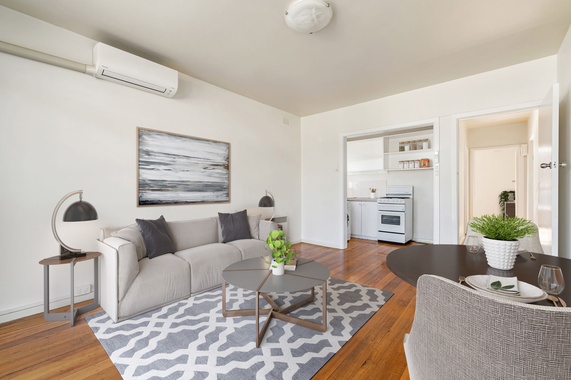 Spacious, Sunny And With Unrivalled Lifestyle Convenience