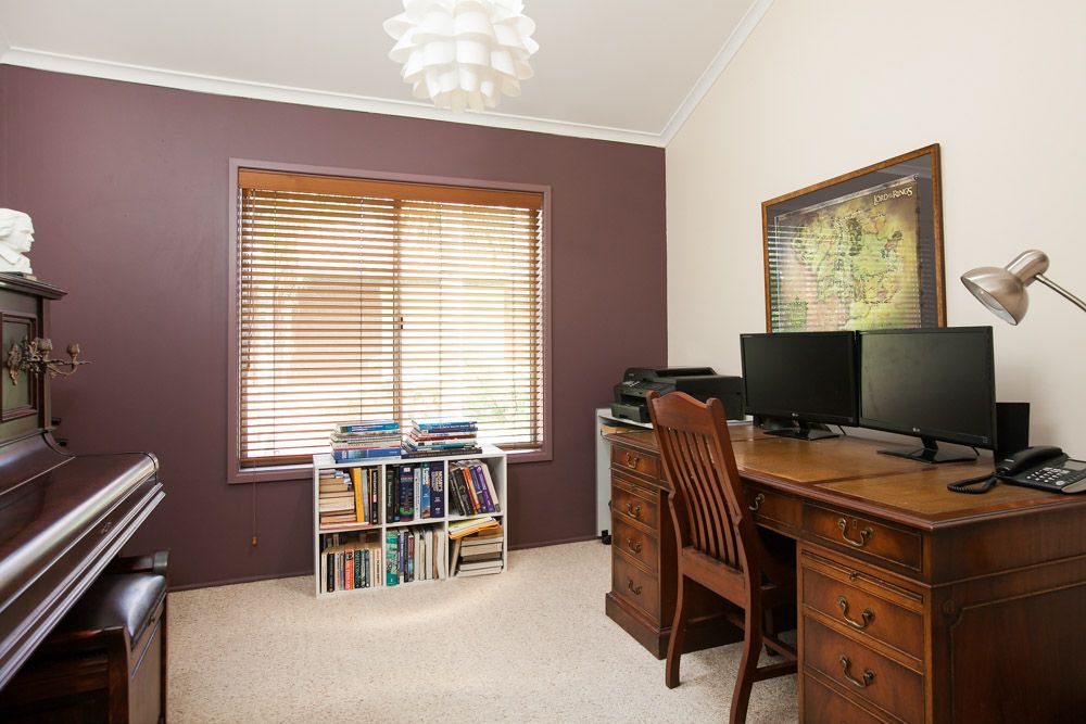 3 Hazel Crescent, Thirroul NSW