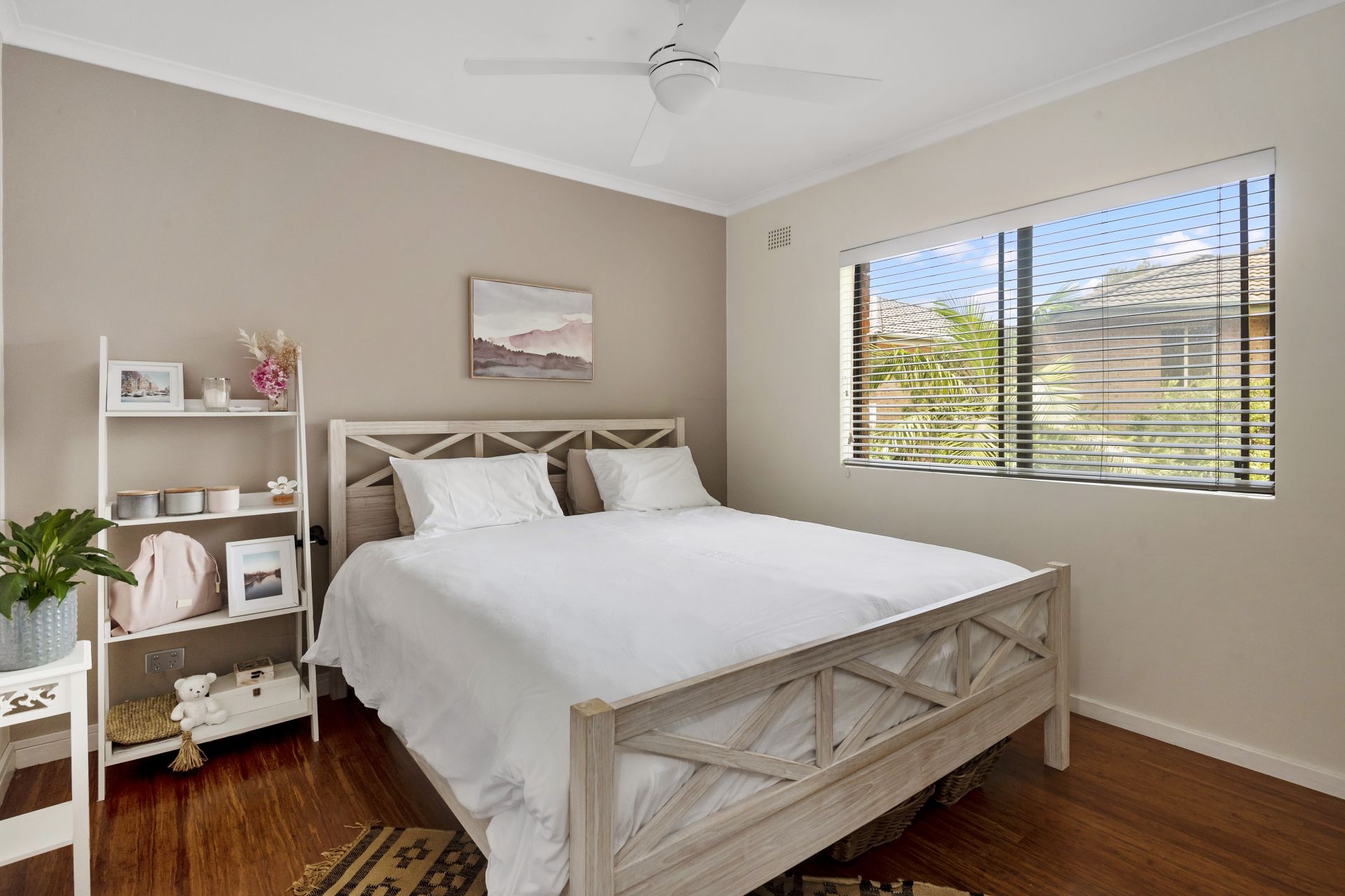 Real Estate For Sale 15/2933 Mactier Street Narrabeen , NSW