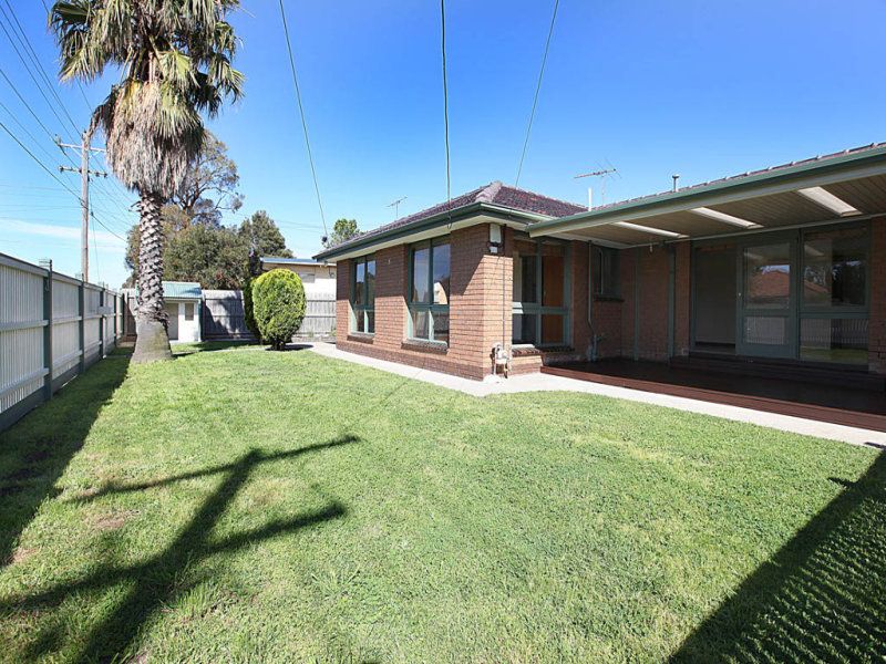 3 Charles Road, Altona - Thumbnail 2