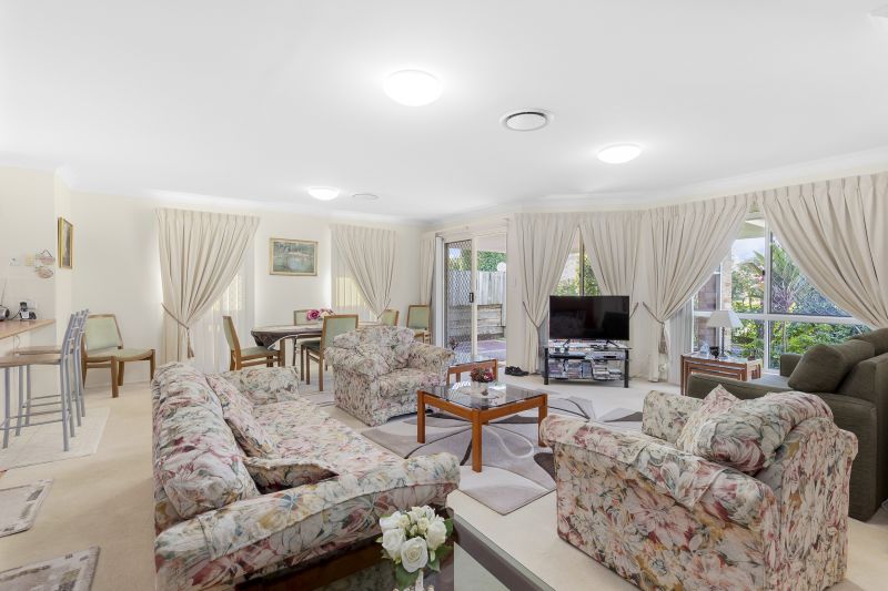 real-estate-for-sale-3-218-central-street-labrador-qld