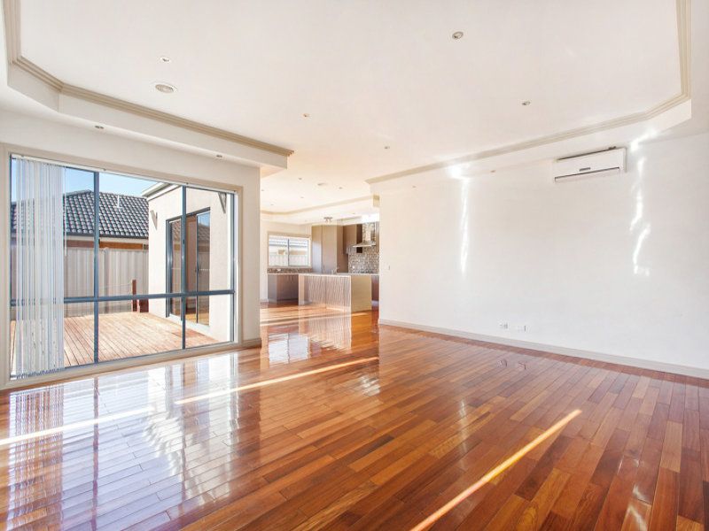 12 Palmer Avenue, Point Cook - Thumbnail 4
