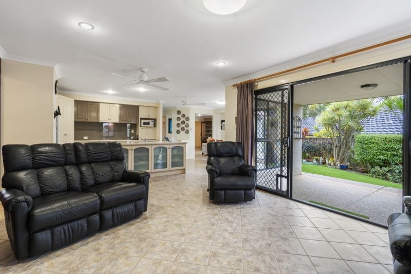 15 Highgrove Circuit Peregian Springs QLD, Peregian Springs - Thumbnail 4
