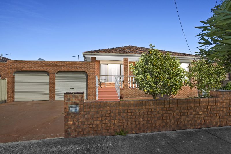 5 Grand Parade, Epping