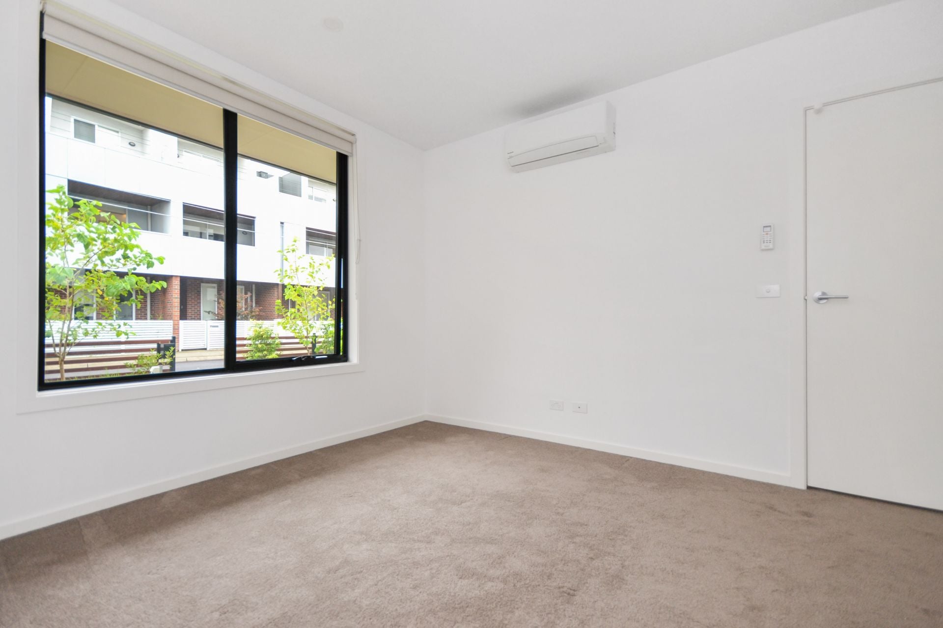 Light filled living in Northcote