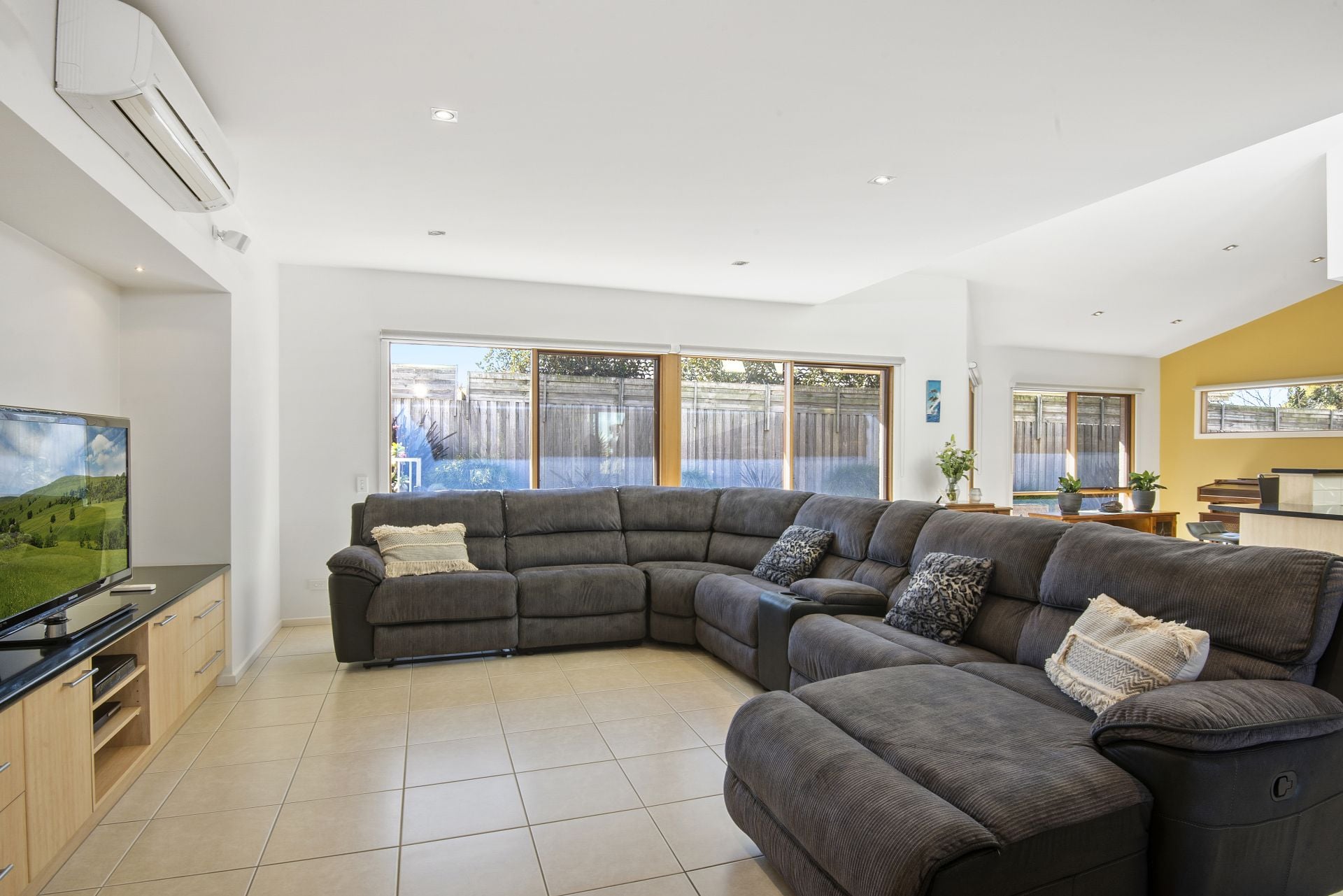 3 Neva Court, Torquay - Thumbnail 5