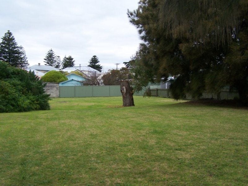 1 Somerville Street BEACHPORT SA, Beachport - Thumbnail 2