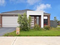 36 Hatchlands Drive, DEER PARK VIC