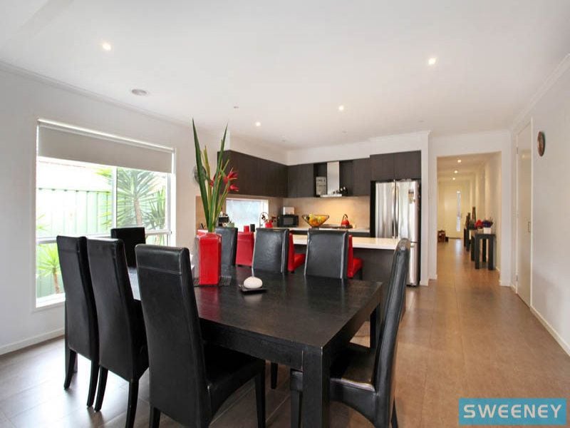 7 Gardenia Way, Caroline Springs - Thumbnail 4