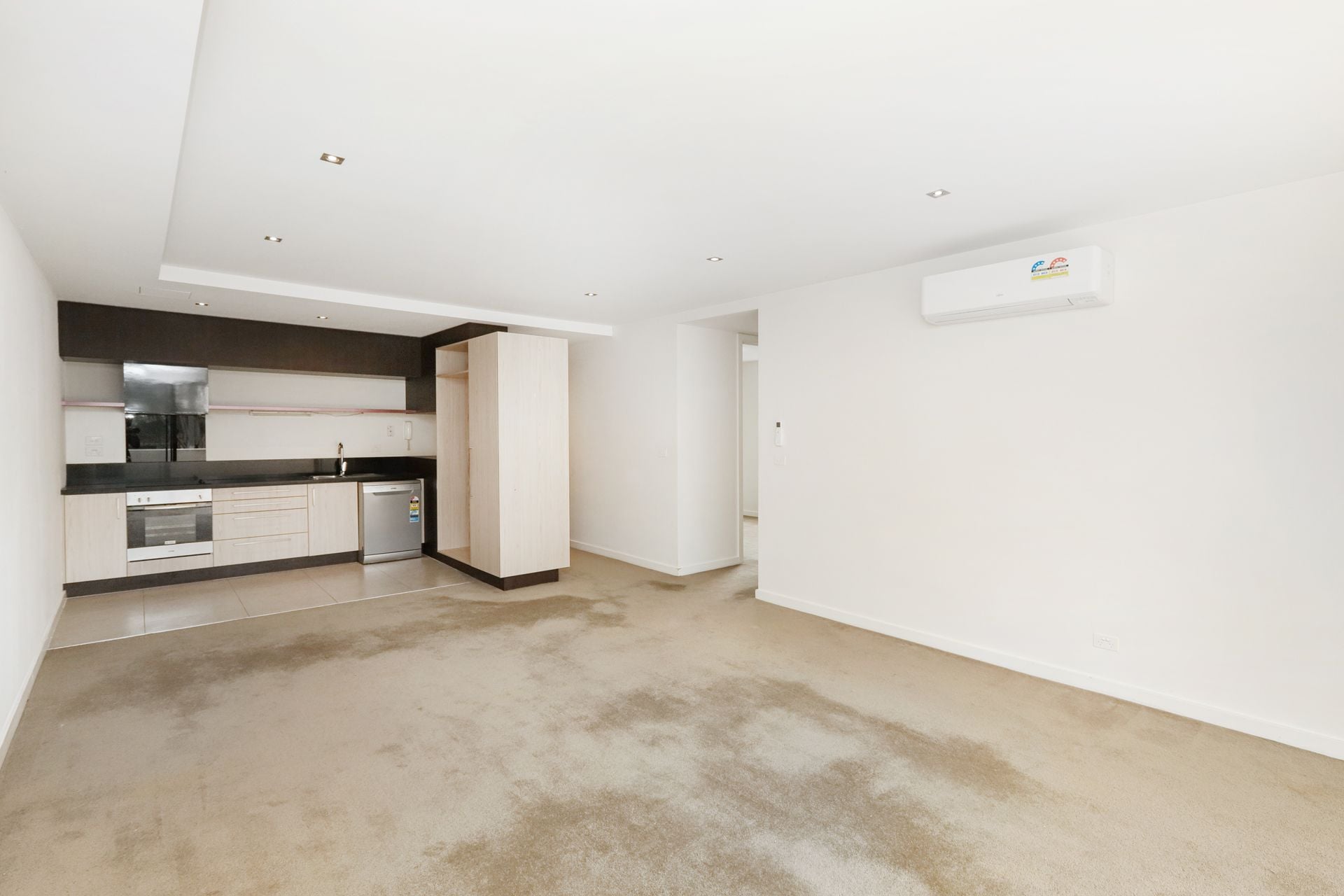 11/4 Crefden Street, Maidstone, Maidstone - Thumbnail 5