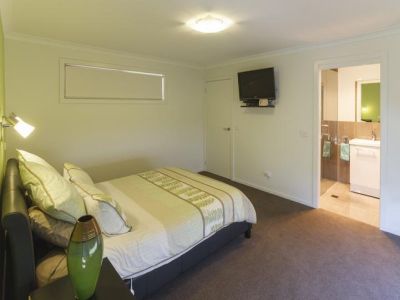 24 Lakeside Drive, Nook, ACACIA HILLS, Acacia Hills - Thumbnail 7