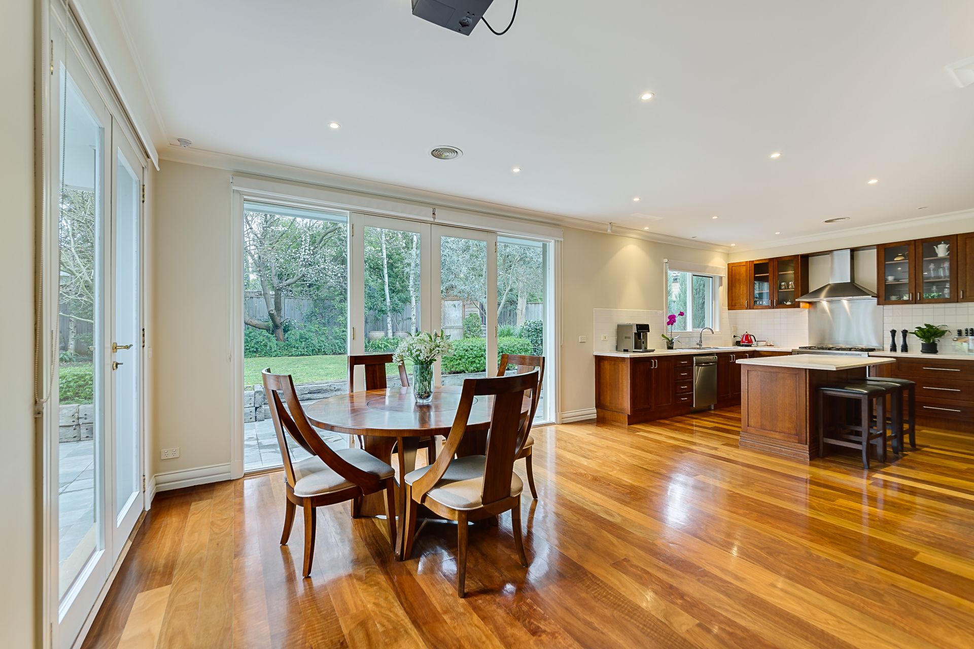 21 Vanbrook Drive Mill Park, 21 Vanbrook Drive Mill Park - Thumbnail 4