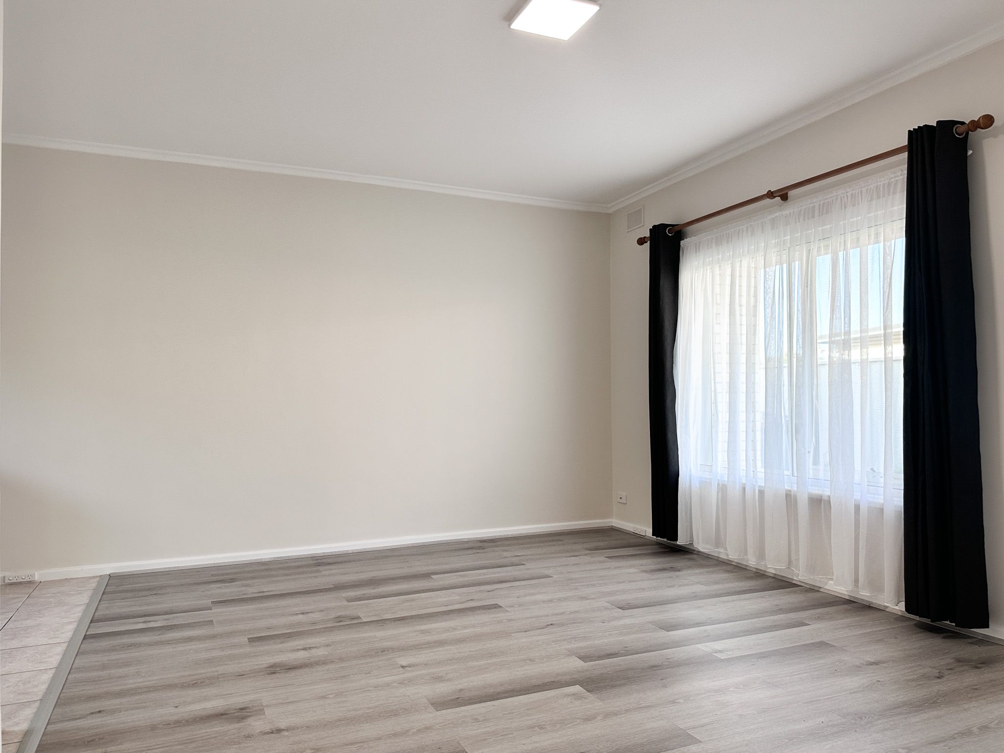 1/21 Knight Street West Richmond 5033
