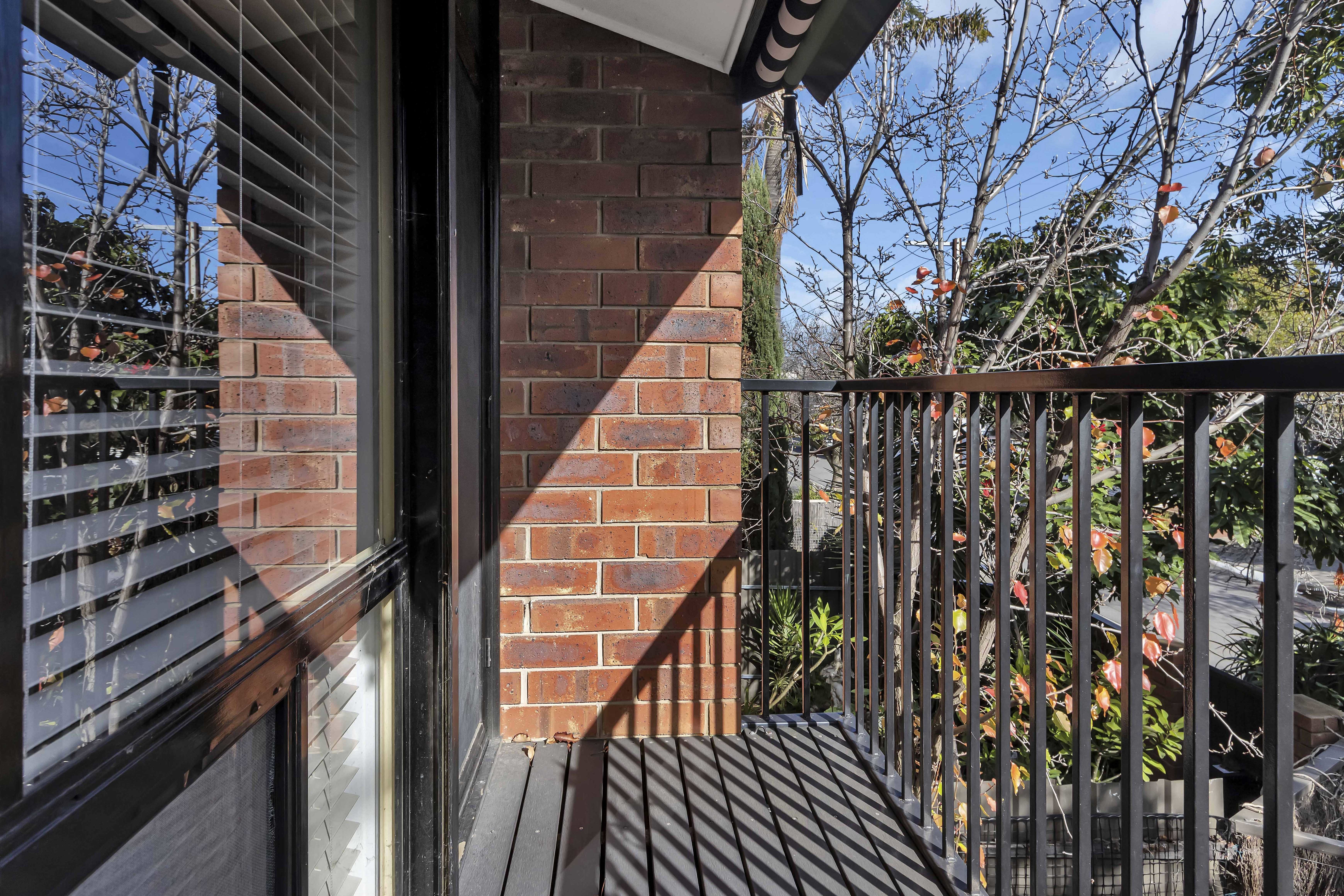 7/17  Brown Street  Brompton 5007