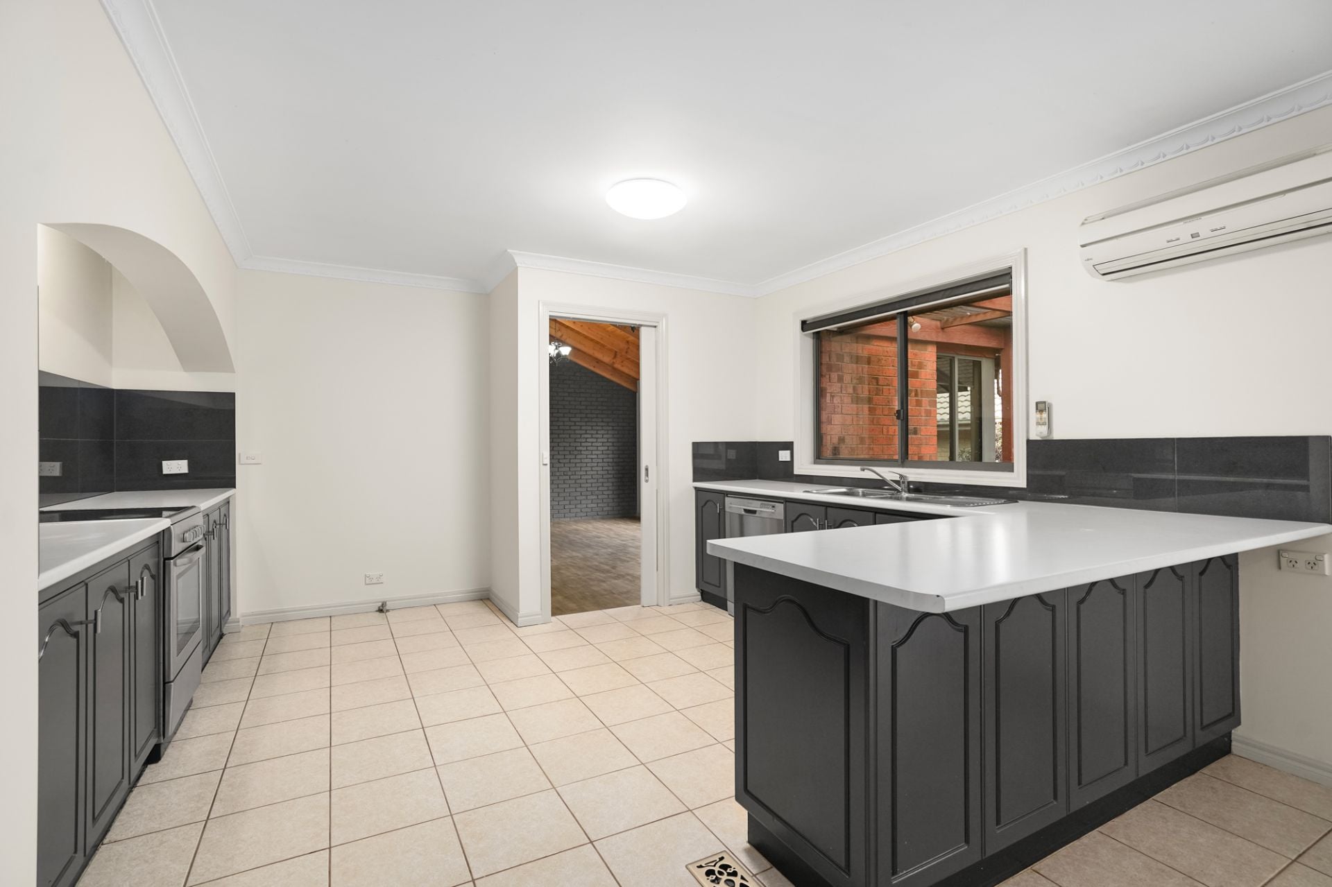 15 Bonshaw Drive, Sebastopol, Sebastopol - Thumbnail 5