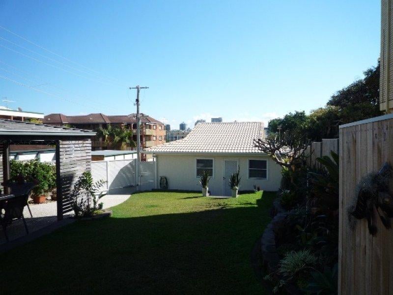 90 Albert Street KINGS BEACH QLD, Kings Beach - Thumbnail 6