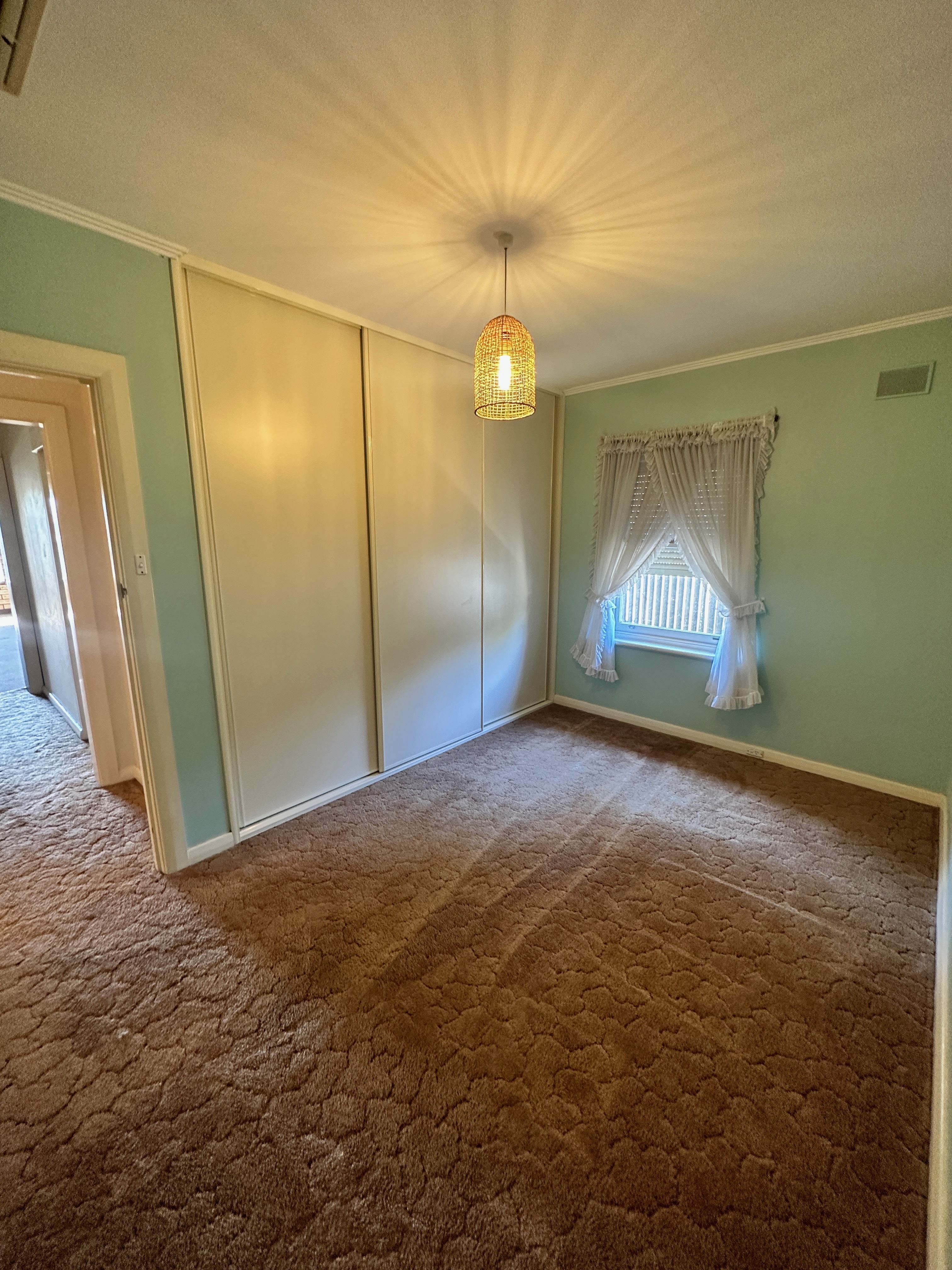 69 Western Parade Brooklyn Park 5032