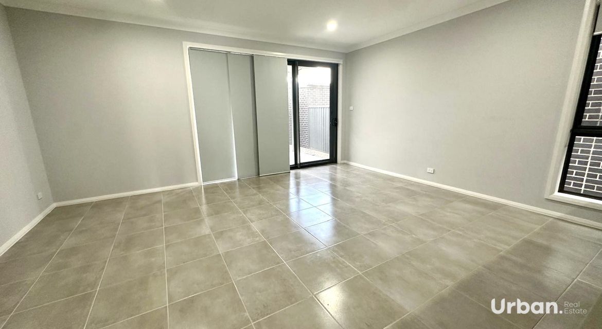 Austral 94 Andalusian Street